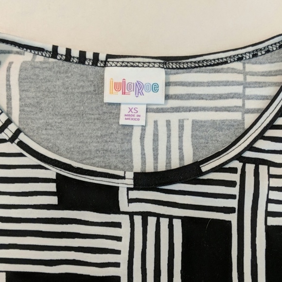 LulaRoe - Picture 2 of 4